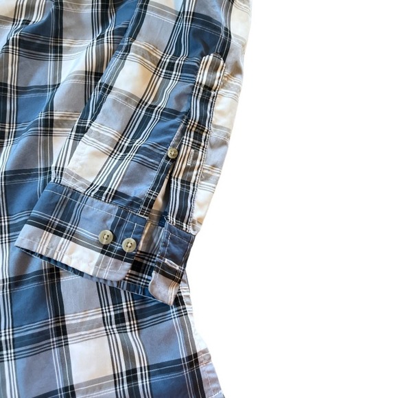 L.L. Bean Lightweight Blue and White Plaid - Picture 3 of 5